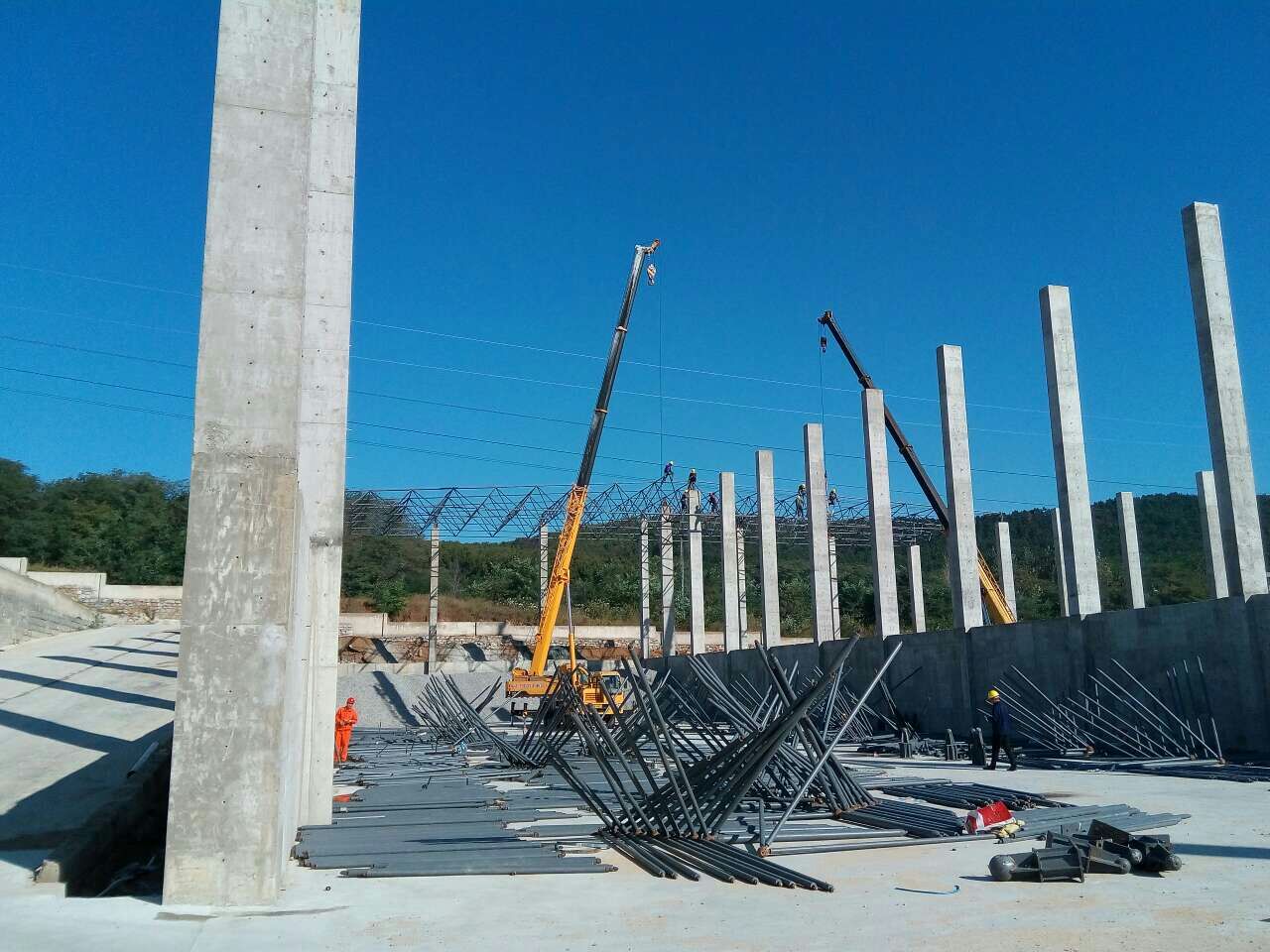 海北威海搅拌站网架