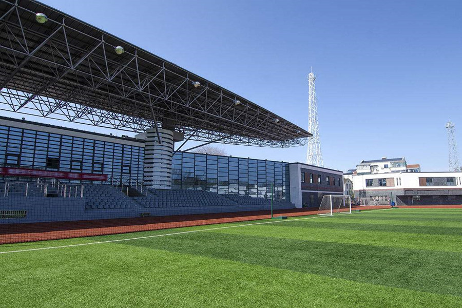 海北体育场看台网架工程