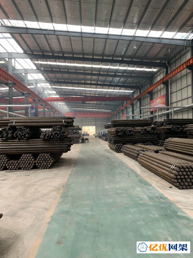 海北网架配件加工车间